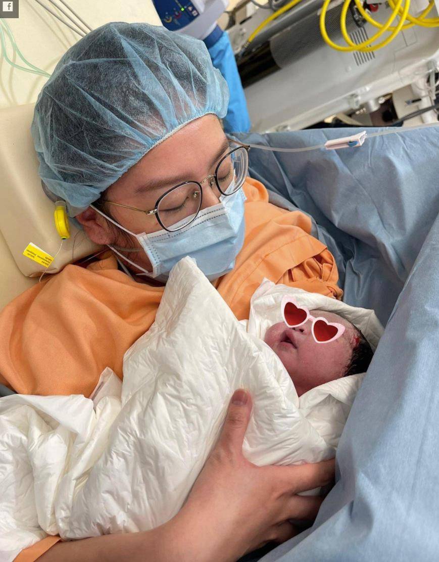 清醒|36岁女星官宣生二胎！孕期频繁出血胃食道逆流，提前剖腹全程清醒