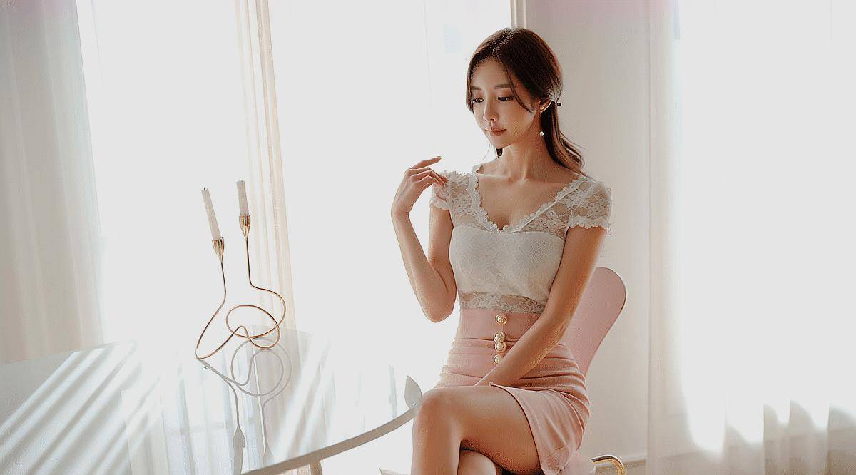 袖裙|穿上这套网花半袖裙，让你做个娇羞妩媚的小女人