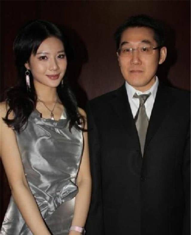 因为|她接下孙俪剧本从而爆红，却在月子期间被家暴，28岁就已去世