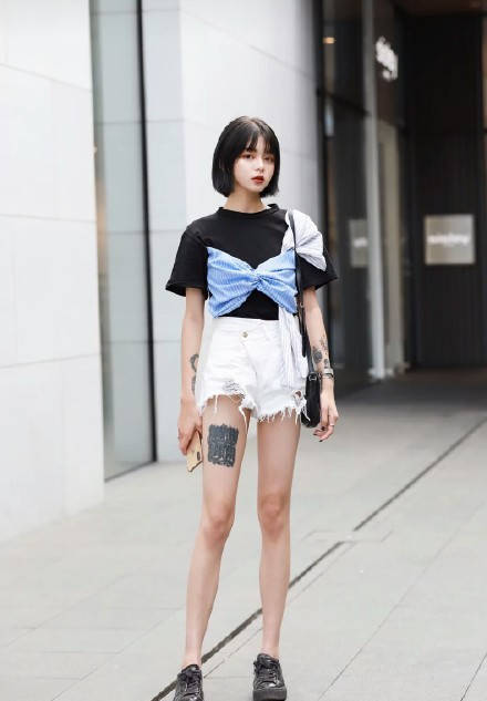 夏天出门穿什么衣服比较合适 5e755afabe204b91b9570db1c51f6eb4.jpeg