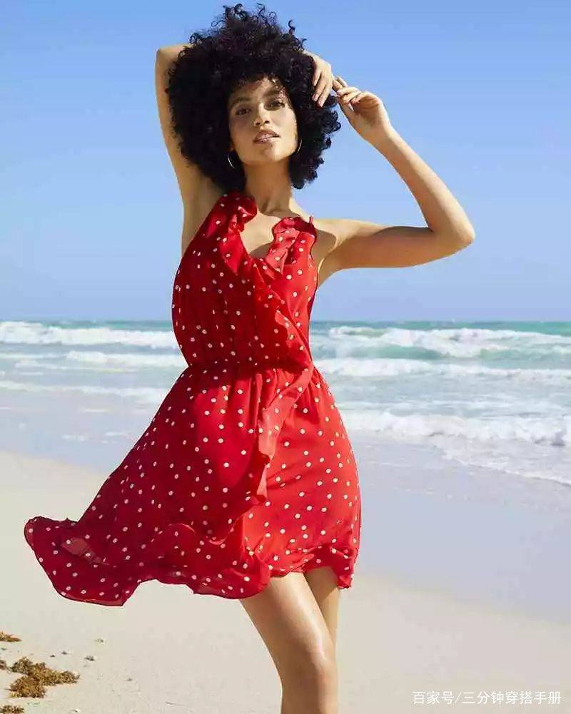 设计|今夏超流行的波点裙已经烂大街,这4款让你找到新鲜感