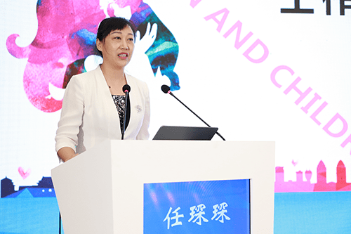 黄贵民,任琛琛,武宏,燕东海四位专家精彩授课在主论坛中,燕东海,黄贵