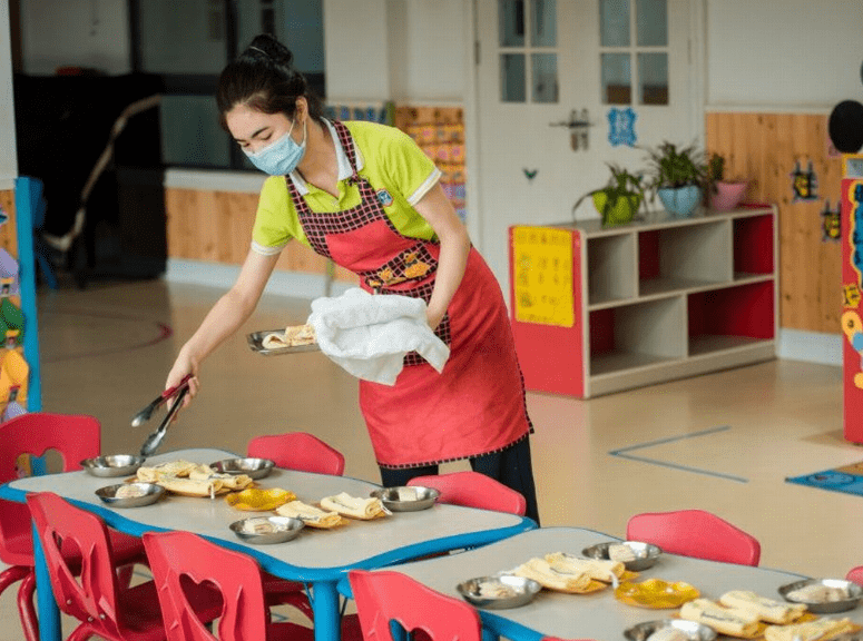 因为|幼师行业迎来“坏消息”，专科生或将没有机会，家长却拍手叫好