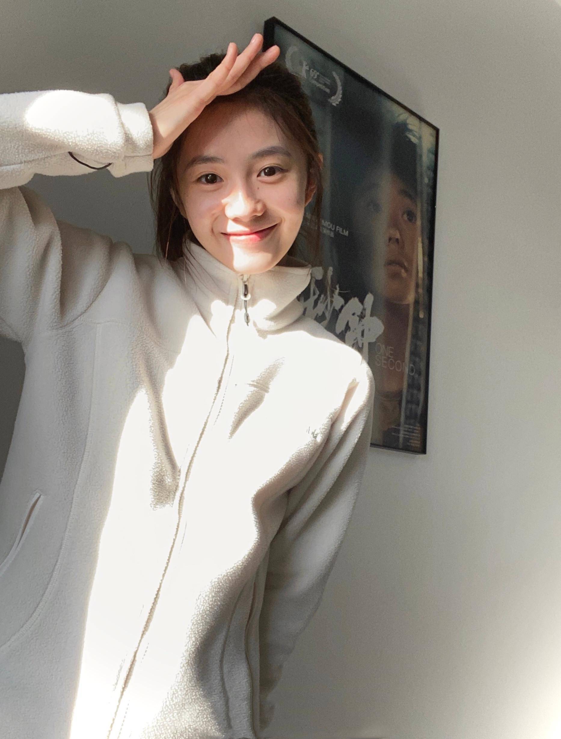 刘浩存妈妈发声道歉!出道被力捧的谋女郎,口碑因父母雪上加霜?