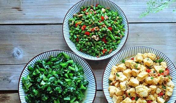 山药|湖南女汉子，每天睁眼就做饭，1日3餐连轴转，从早到晚忙不停！