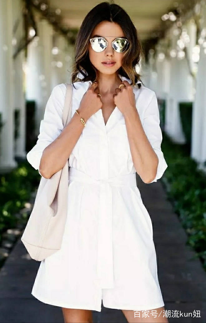 大气|女人要想优雅大气，这4款连衣裙，让你美一整个夏天，赶紧get