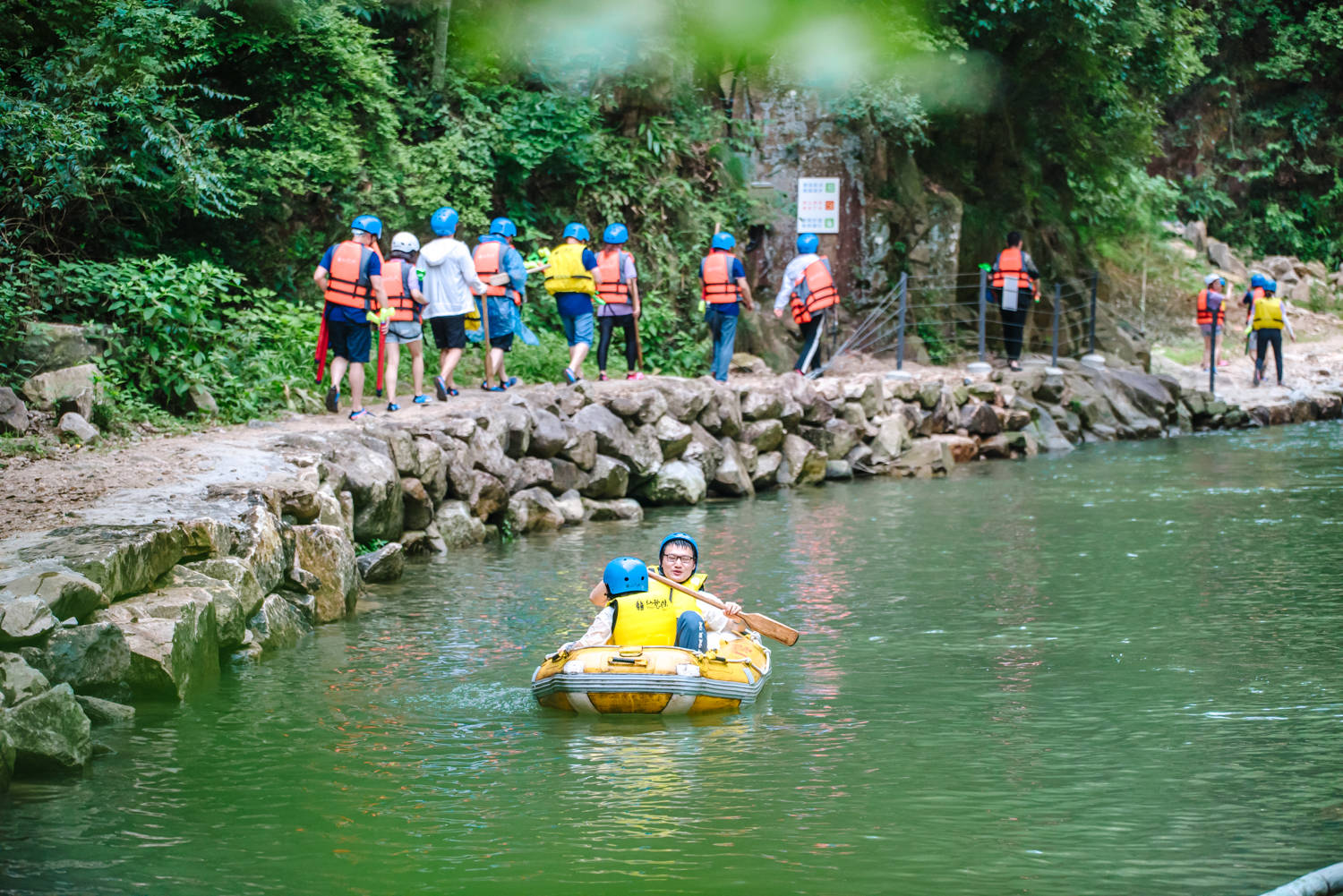 仙龙|浙江小众漂流地--安吉仙龙峡：竹海水世界中峡谷漂流3km