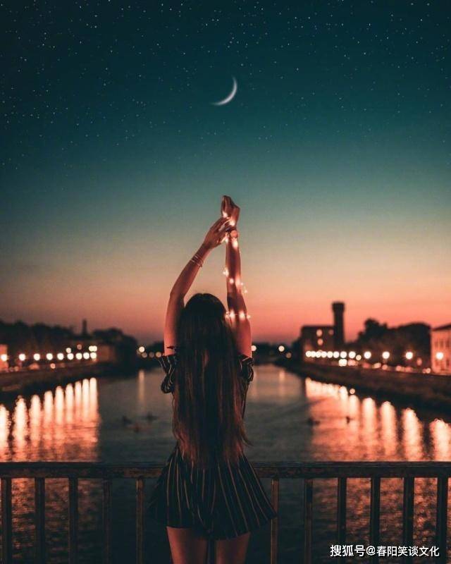 原创朋友圈很伤感的句子锥心刺骨令人心碎