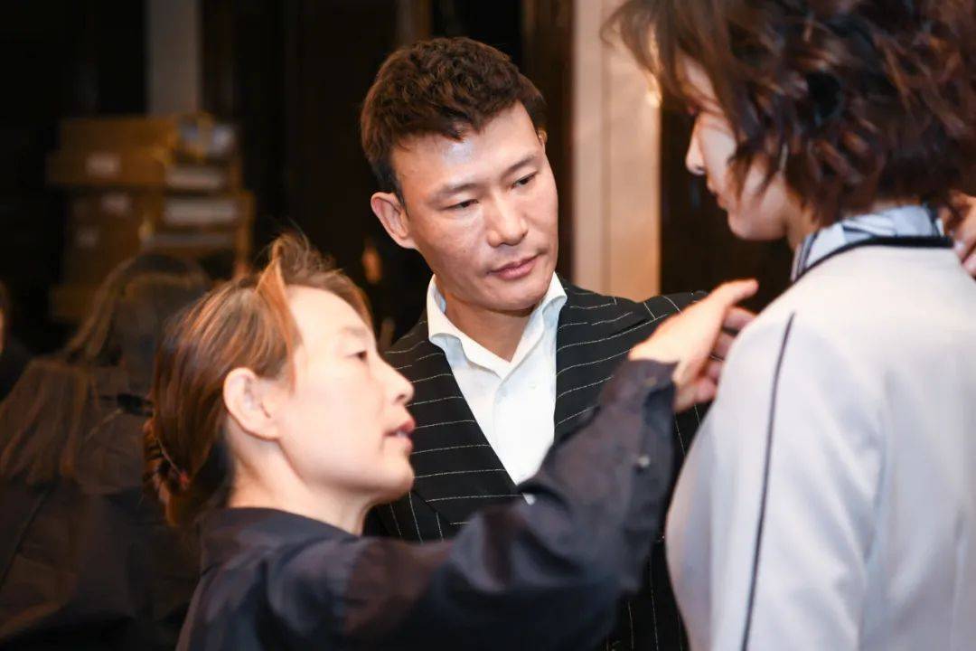 疫情|RR · FEATURE | 布衣中国上篇：传承下的高定之美
