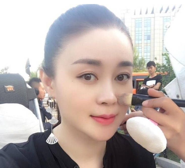 山上美女直播 f0ff87457fab46c79cd1434d70f7146d.jpeg