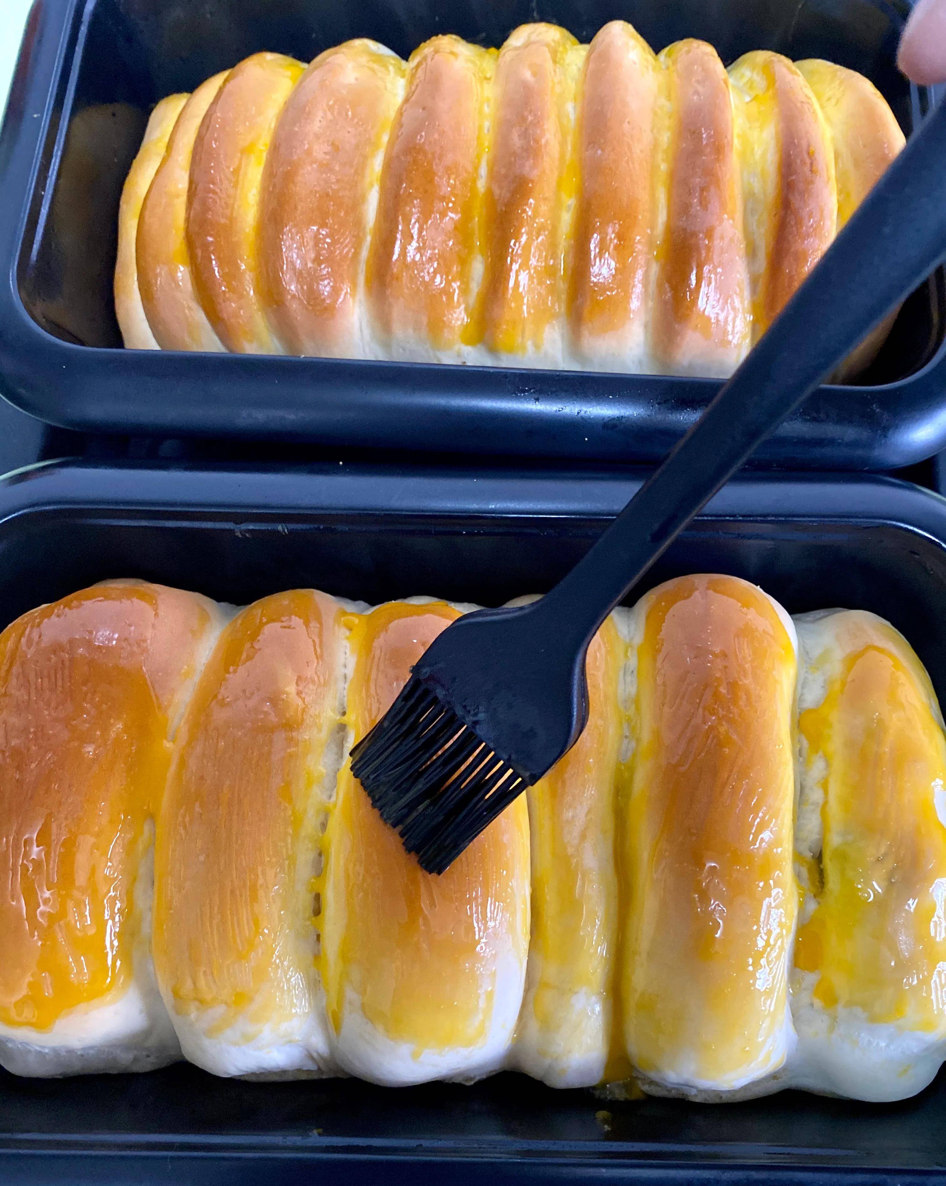 成本|2个鸡蛋1杯牛奶，这样做出的面食松煊香甜，比馒头好吃，太值了