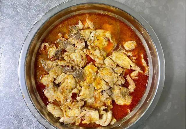 怎么做水煮鱼好吃又简单教程 2c54069bd33d4791bdb94c29f3720059.jpeg