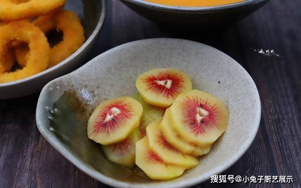 美食|周末给孩子做这样的早餐，不早起，不折腾，上桌十分钟准吃光
