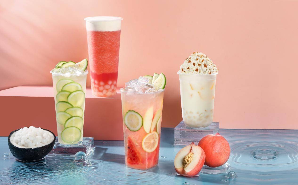 咸柠七,阿华田,好立克,到台式奶茶的标志珍珠,芋圆,以及新茶饮的奶盖