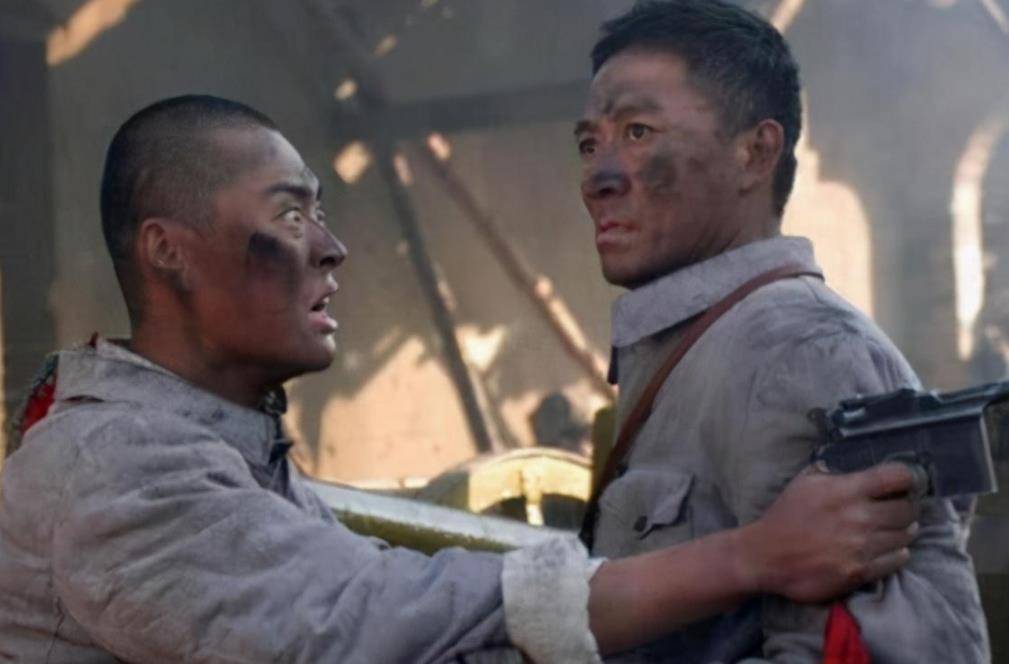 抗日|都是抗战题材，《亮剑》中也有不少神剧情，为啥没有人批判？