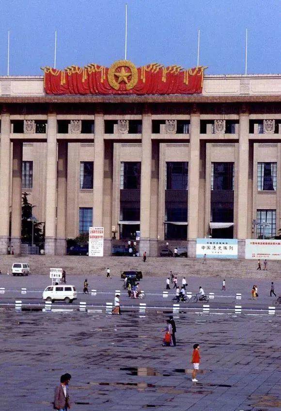 这儿有1987年的北京,您不看看吗