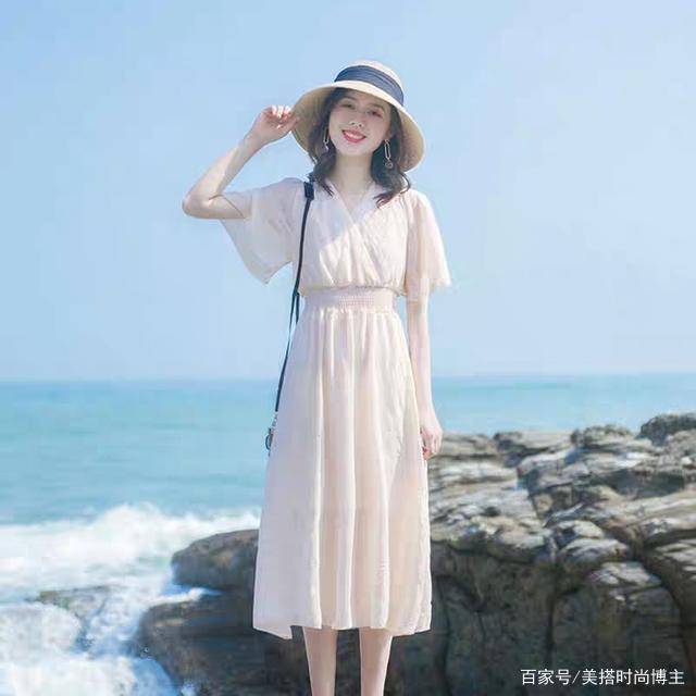 夏天|小个子气质端庄连衣裙，度假旅游必备