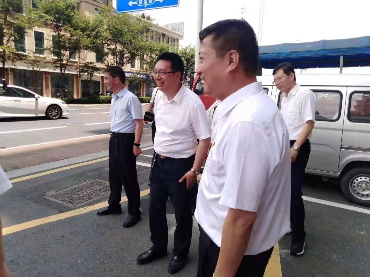 江苏海安:南通市副市长赵闻斌一行考察调研二里居家养老服务中心