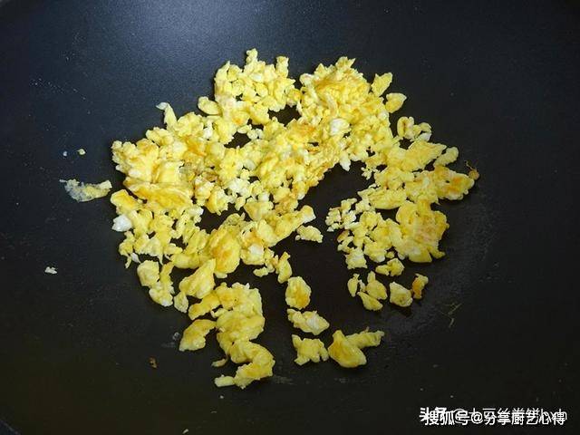 时间|皮薄馅大早餐饼，营养全面又鲜香，半小时上桌，隔三差五我就做