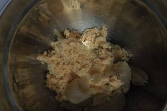 做法|这款月饼做法真简单,口感甜而不腻,提前学会它,中秋送人倍有面