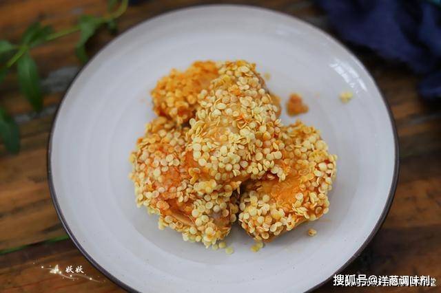 做法|最馋人的鸡翅做法，超简单！不用油炸，比薯片还脆，香嫩入味