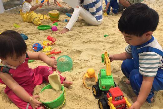 要求|幼儿园举办运动会，要求所有孩子穿白鞋，妈妈们接娃回家后凌乱了