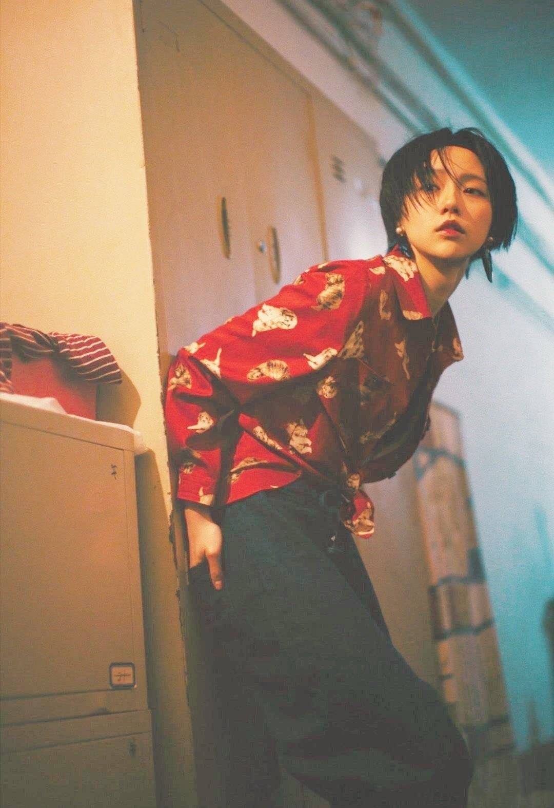 天蓝色|“宅男女神”成果日系风写真曝光,元气甜美似精灵,这颜值注定火