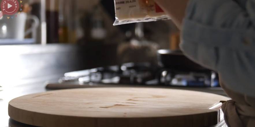 油锅|日本主妇的“极简早餐”走红，简简单单，吃出精致与讲究