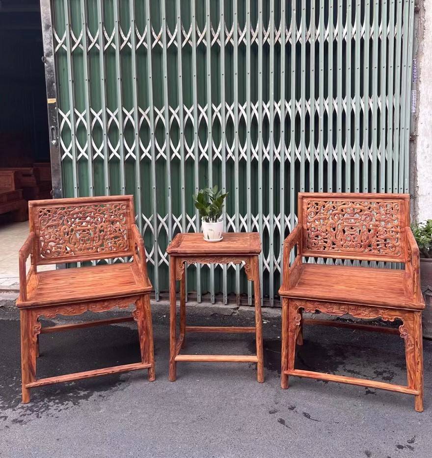 濒临灭绝的黄花梨 现在价格怎么样 粉紫色