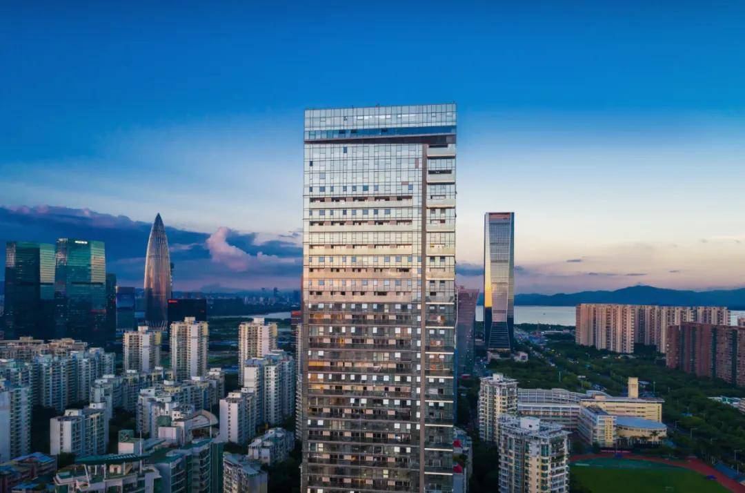 独一无二深圳湾公馆豪无人性复式住宅开启人生巅峰之路