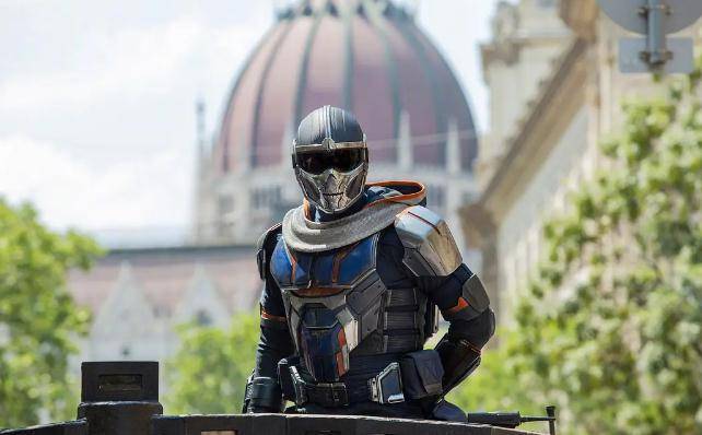 因为|为何模仿大师需要多个替身才能扮演？看看《黑寡妇》的演员如何说