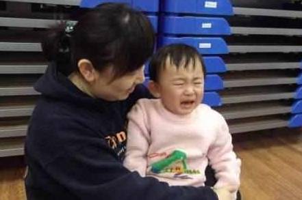 独立|我家宝宝2岁半上幼儿园，闺蜜宝宝3岁上幼儿园，没想到差别这么大