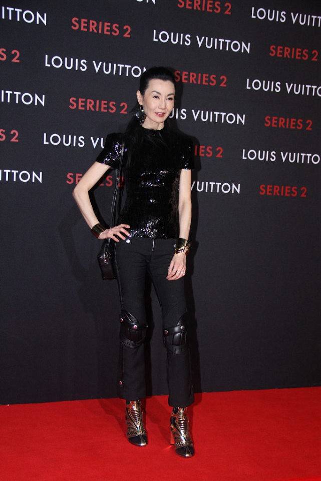 脸蛋|没整容的女人就算老了，感觉也不影响魅力，张曼玉脸蛋松弛仍然美