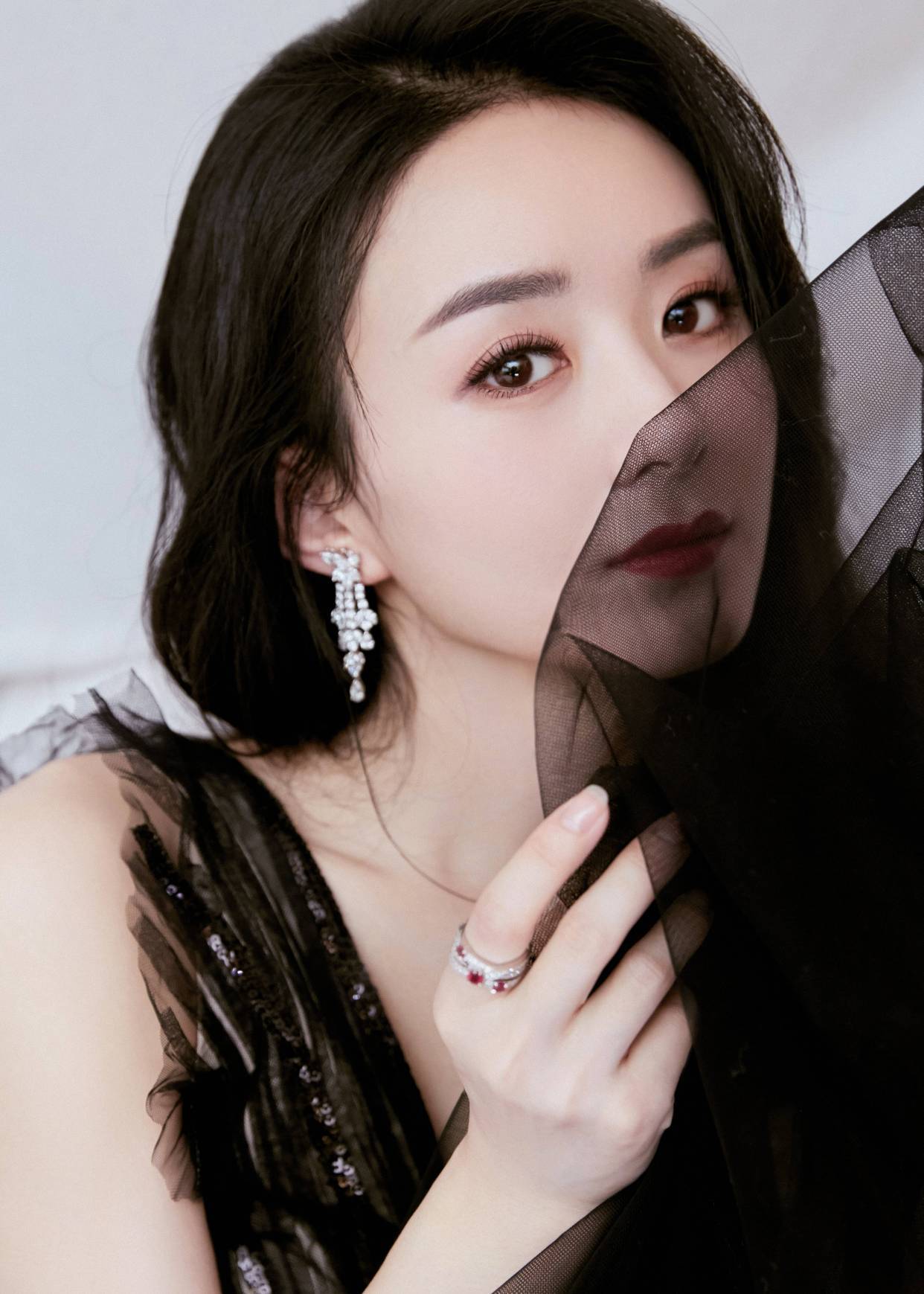 赵丽颖|微博之夜7大天鹅，赵丽颖刘亦菲神仙同框，三杨姐妹美得各具特色