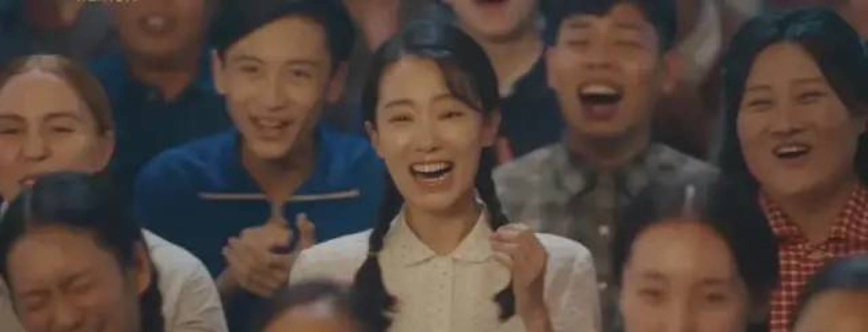 因为|50亿票房，张小斐走上神坛，中国电影，摊上好事了吗？？