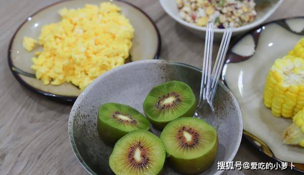 美食|洋气！俩孩子的早餐，妈妈准备了一桌子，朋友圈都赞爆了