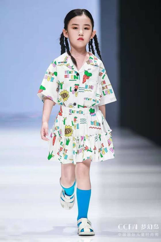 时装|E.I一爱亲子时装 自由生长的艺术家