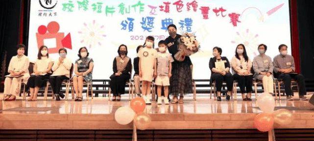 马尾|郭晶晶不愧是国之骄傲！穿旗袍担当文化大使，扎低马尾化身女战士