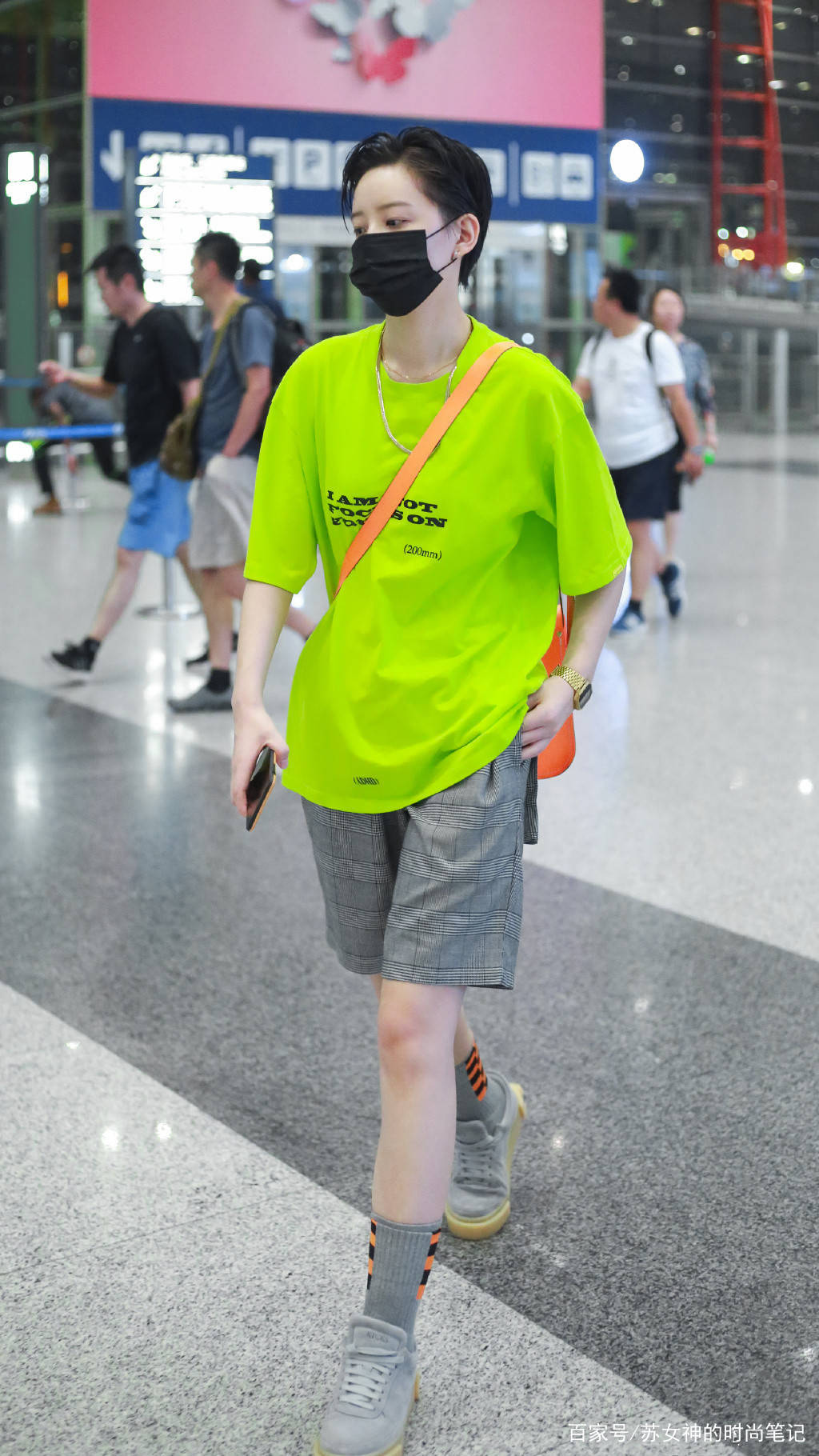 西装|谁说女人过了30穿衣就显老？看看乘风破浪的姐姐们，美的让人羡慕