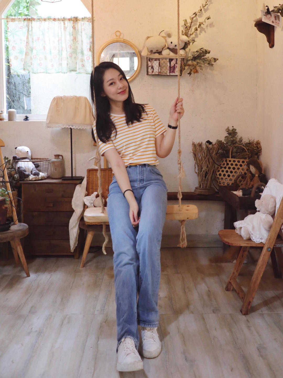 裤带|夏天穿牛仔裤，这四个款式上衣更符合，精致又耐看