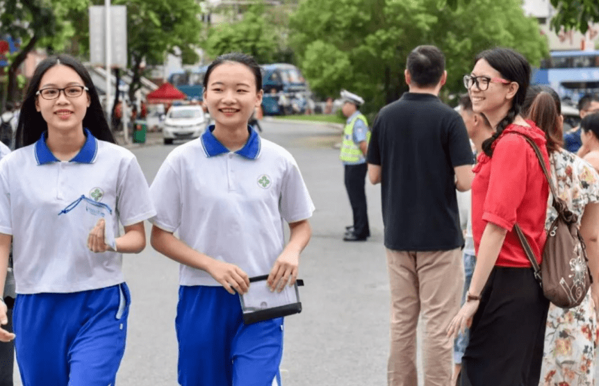 高考落榜生找大学_高考落榜生的十大出路选择_高考落榜想读大学