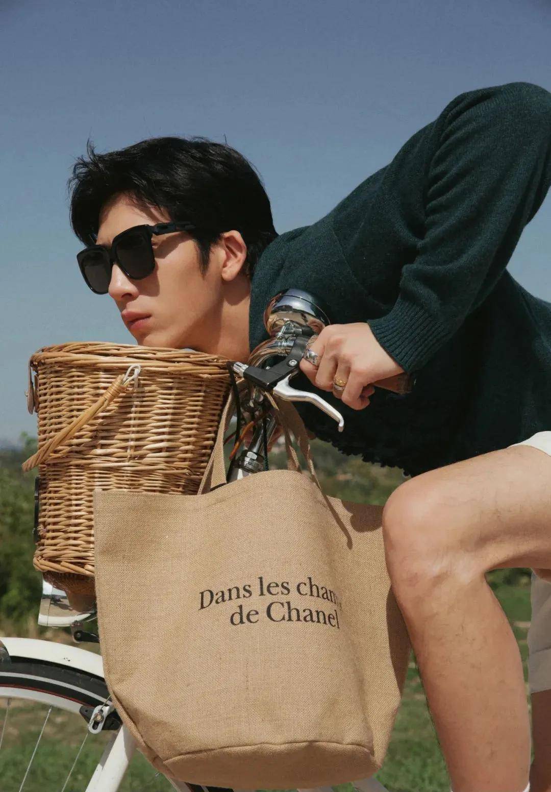 Chanel|娱乐圈的“女装大佬”们