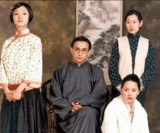 徐志摩死后张幼仪说了一句话 9fe36be1f2cc410ebf8cf69bd4ca59f1.png