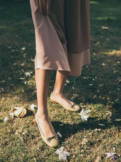 仙女|对不起小白鞋，夏天这5双“仙女凉鞋”=真的好看爆了！