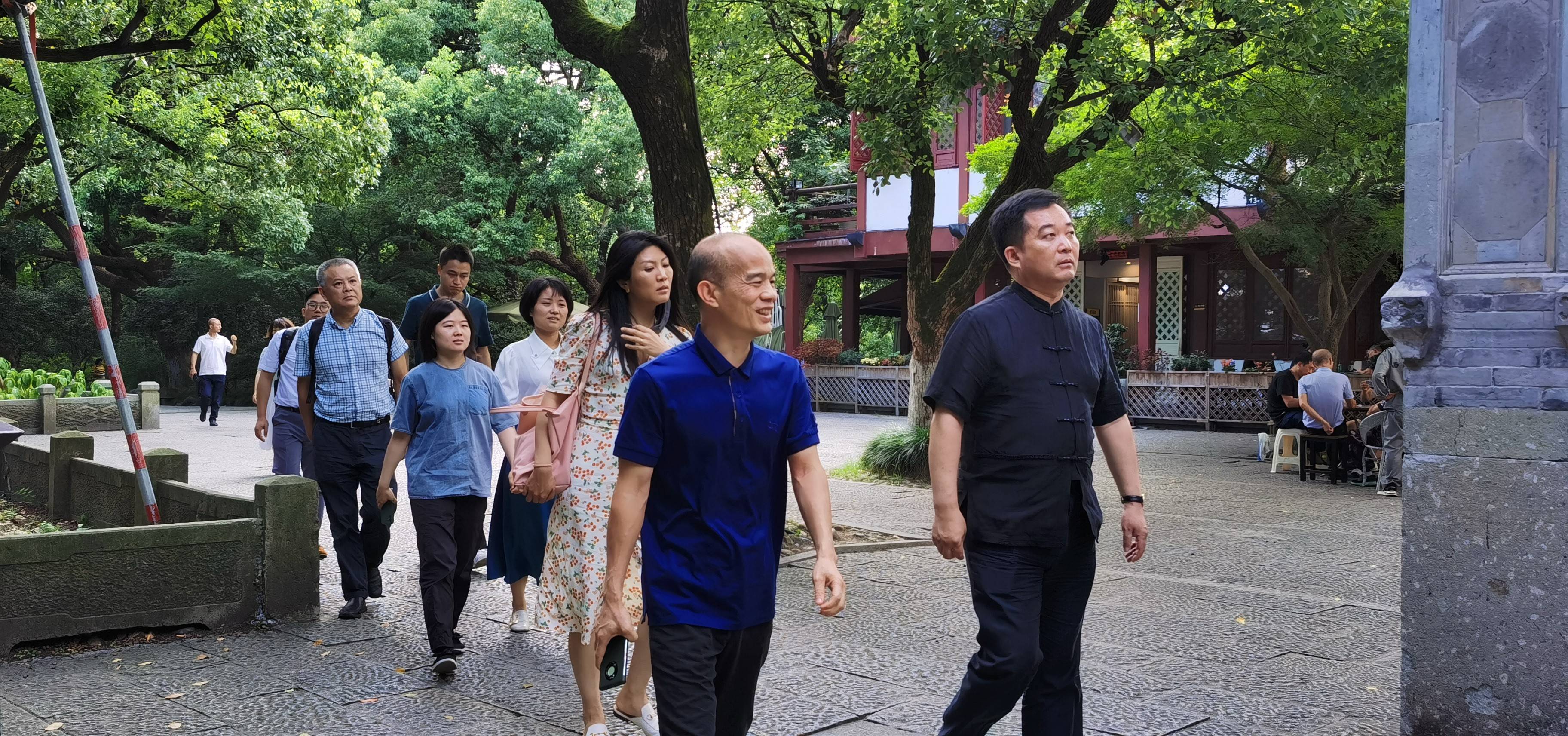 系统|国家中医药管理局中医药传统知识保护中心考察团赴浙江现代炁脉健康研究院考察