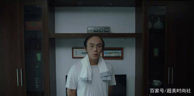 发型|迪拜理发师堪称发型魔术师，剪发前后差别太大，靠技术吸粉几百万