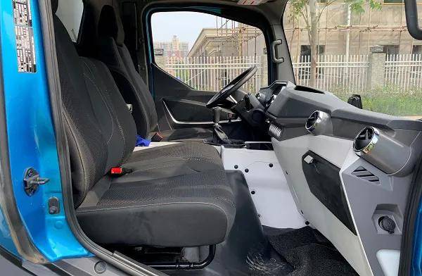 安全效能兼具人机交互友好飞碟w5快递快运先锋卡车之友网