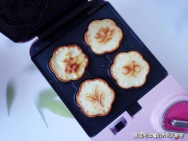 做法|这小点心5分钟一盘，冷热不同的口感太好吃，明天早餐还吃它