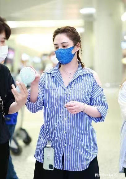 阿娇衣|阿娇衣品让人堪忧，100斤身材穿出120斤，和路人站一起没差