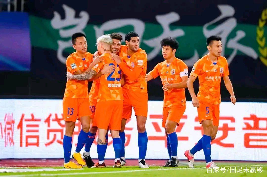 泰山队首发阵容 e964b090f2a24ae384fd85581d48e375.jpeg